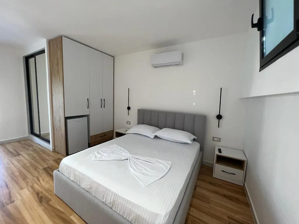 Blu Diamond Beach Rooms Sarandë Apartamento